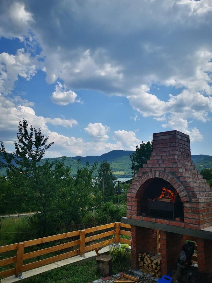 Casa Claudiu Villa Ieşelniţa Exteriör bild