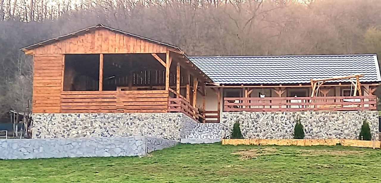 Casa Claudiu Villa Ieşelniţa Exteriör bild